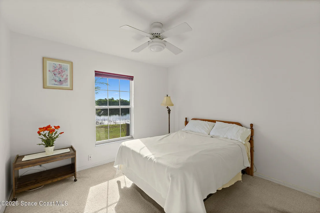 Photo of 967 Villa Drive