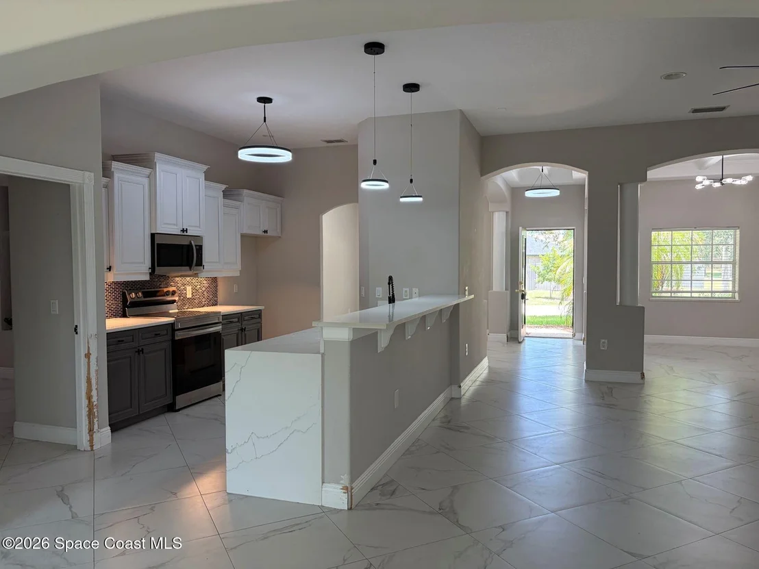 Photo of 120 Palm Circle