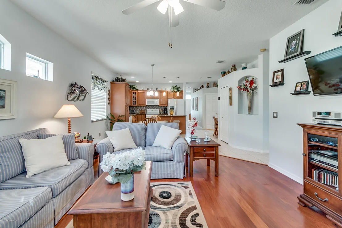Photo of 4510 Portage