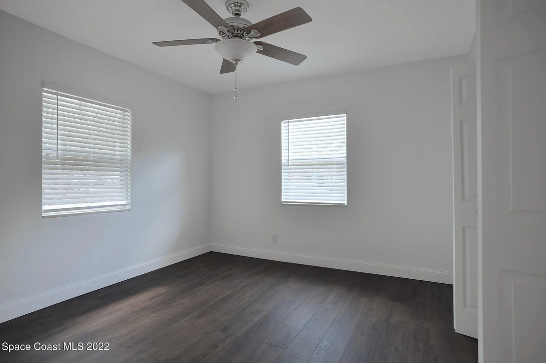 Photo of 560 Shady Lane
