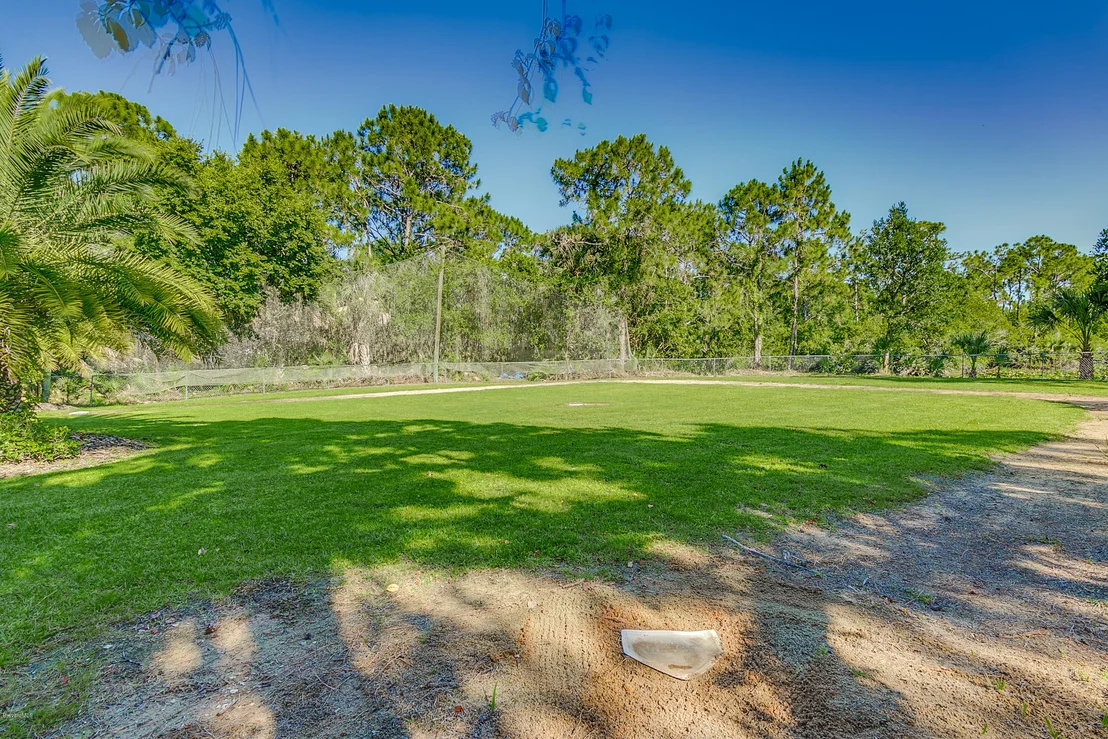 Photo of 4565 Lake Washington Road