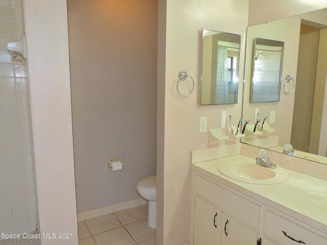 Photo of 6105 Wilderness Avenue