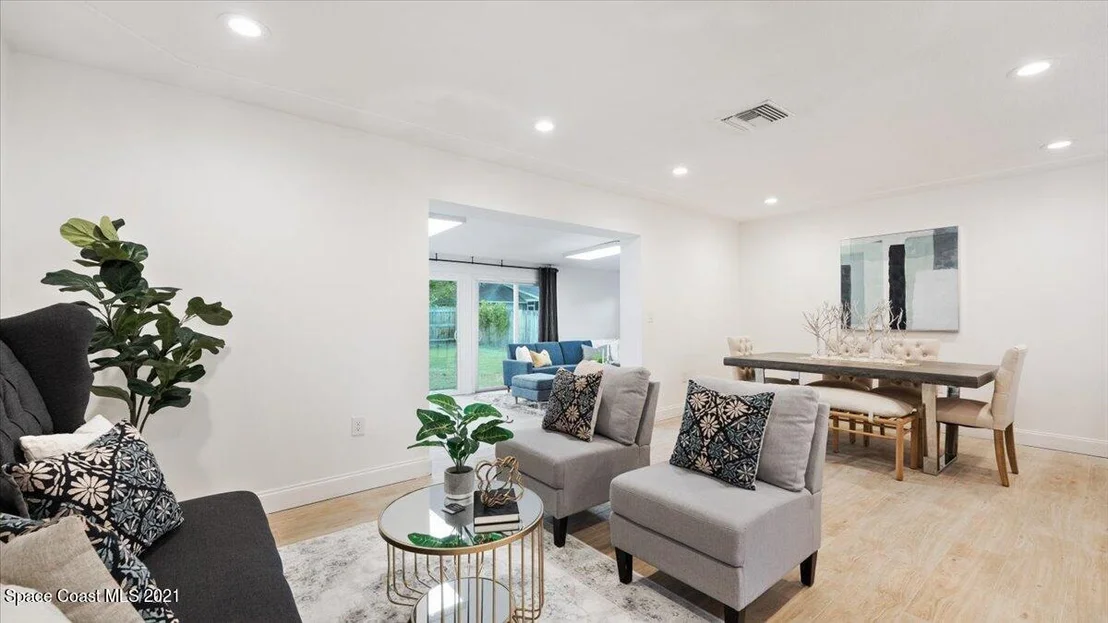 Photo of 2518 Diplomat Drive
