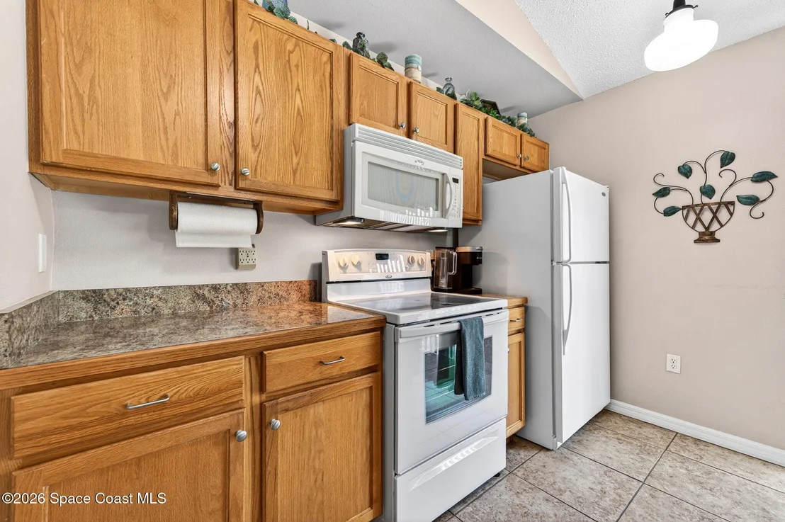 Photo of 2125 Redwood Circle NE