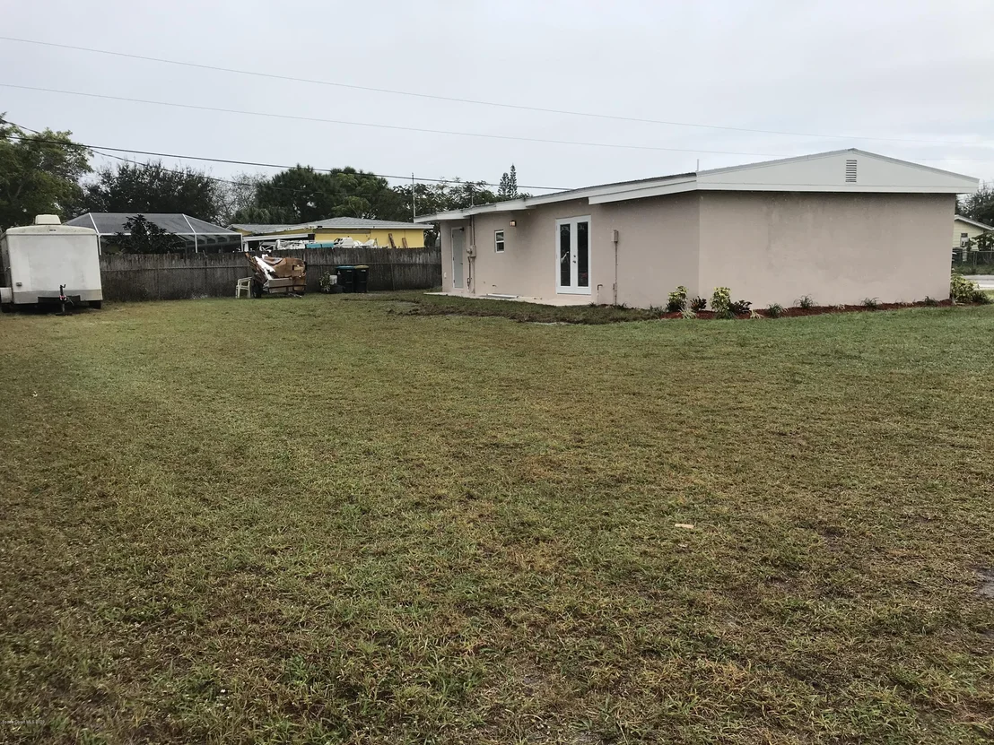 Photo of 3201 Ideal Avenue NE