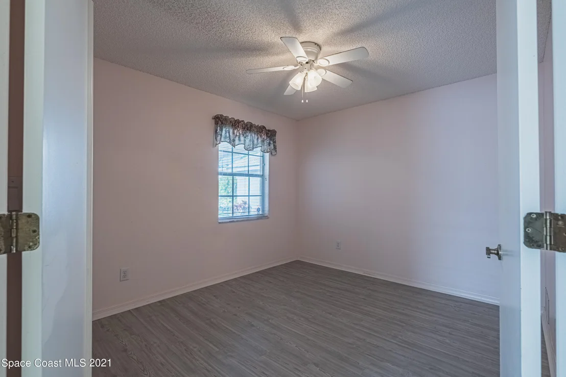 Photo of 1188 Goldenrod Circle NE