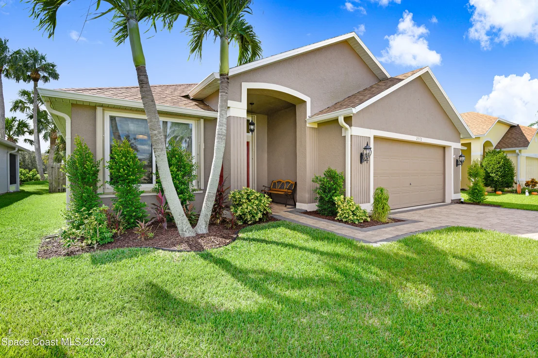 Photo of 2572 Ventura Circle