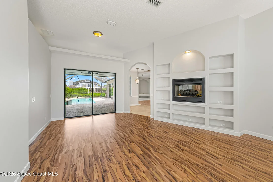 Photo of 515 Lanternback Island Drive