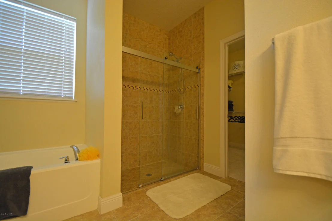 Photo of 5963 Ridge Lake Circle