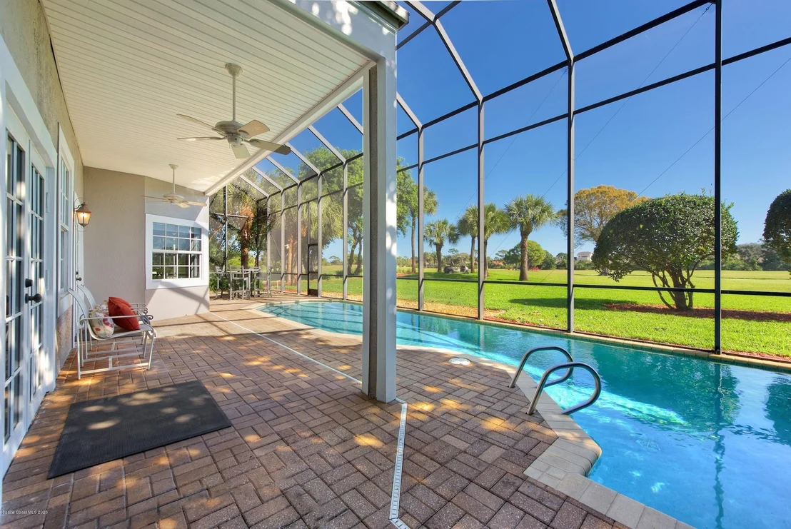 Photo of 637 Woodbridge Drive