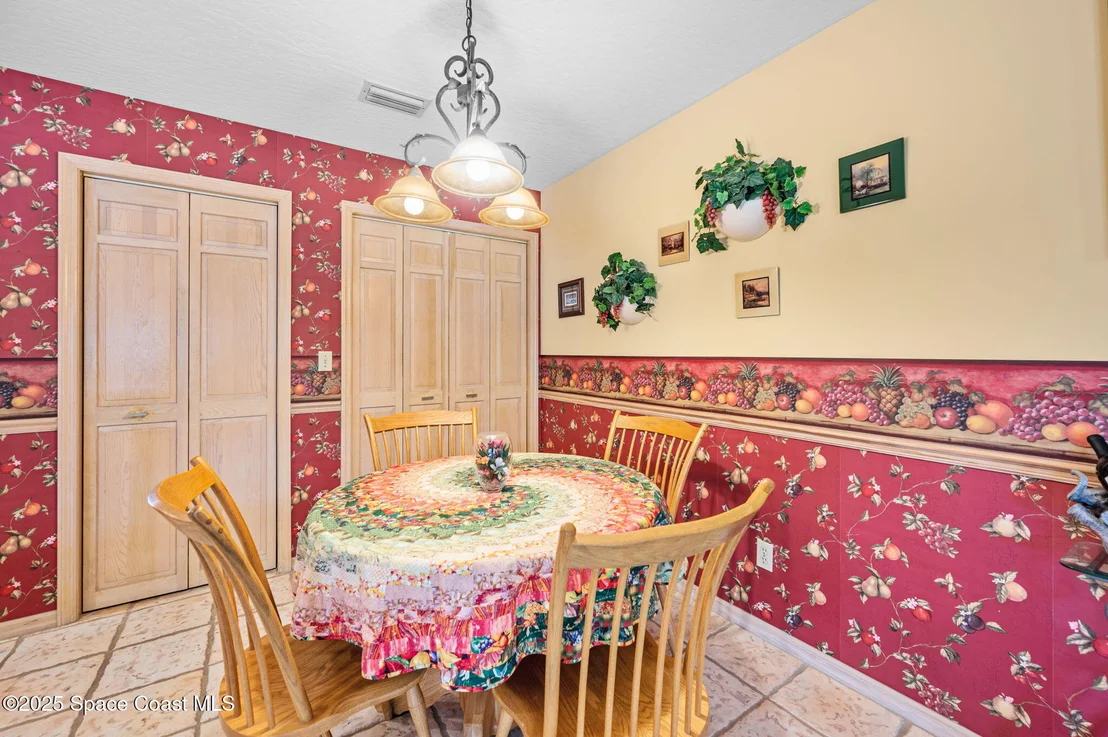 Photo of 1392 Silver Lake Drive