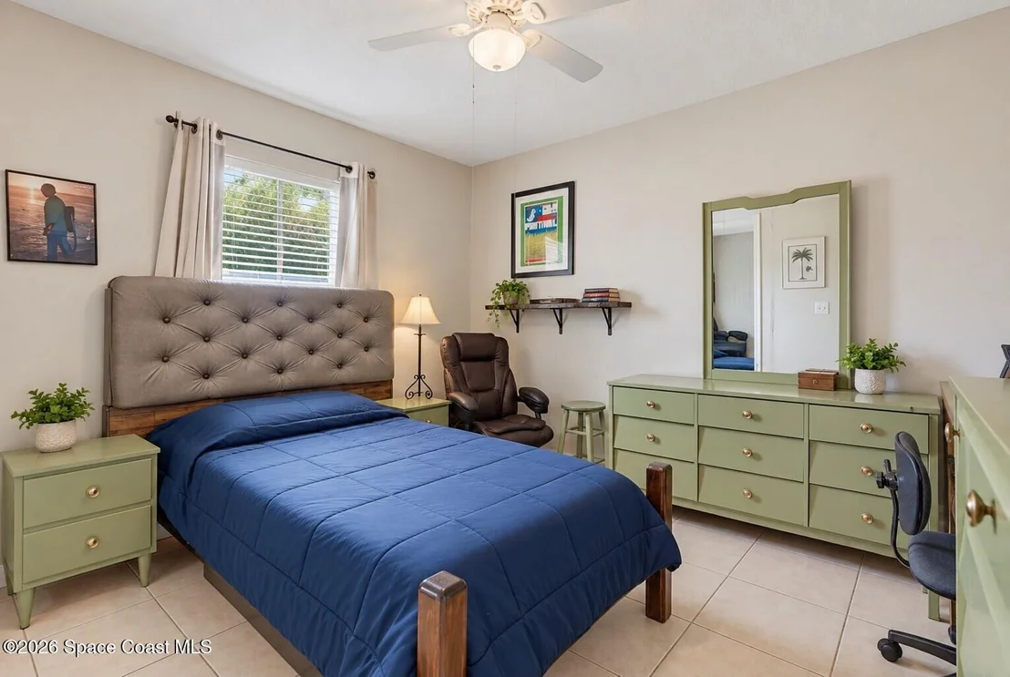Photo of 6385 4th Place