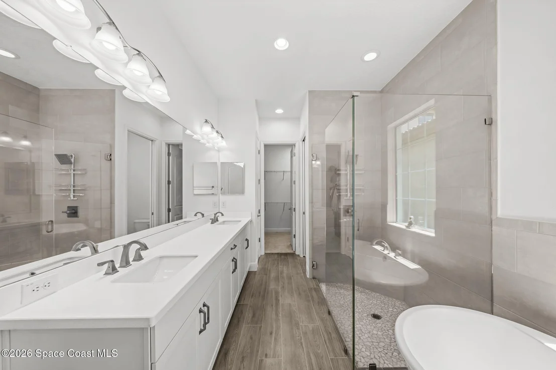 Photo of 8566 Lyside Drive