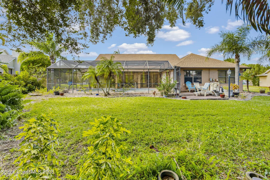 Photo of 889 Spanish Wells Drive