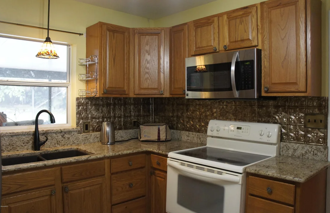 Photo of 566 Hillside Court