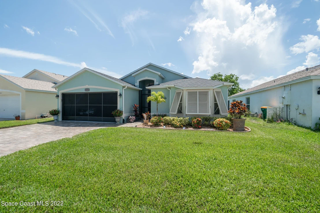 Photo of 8053 Bracken Lane