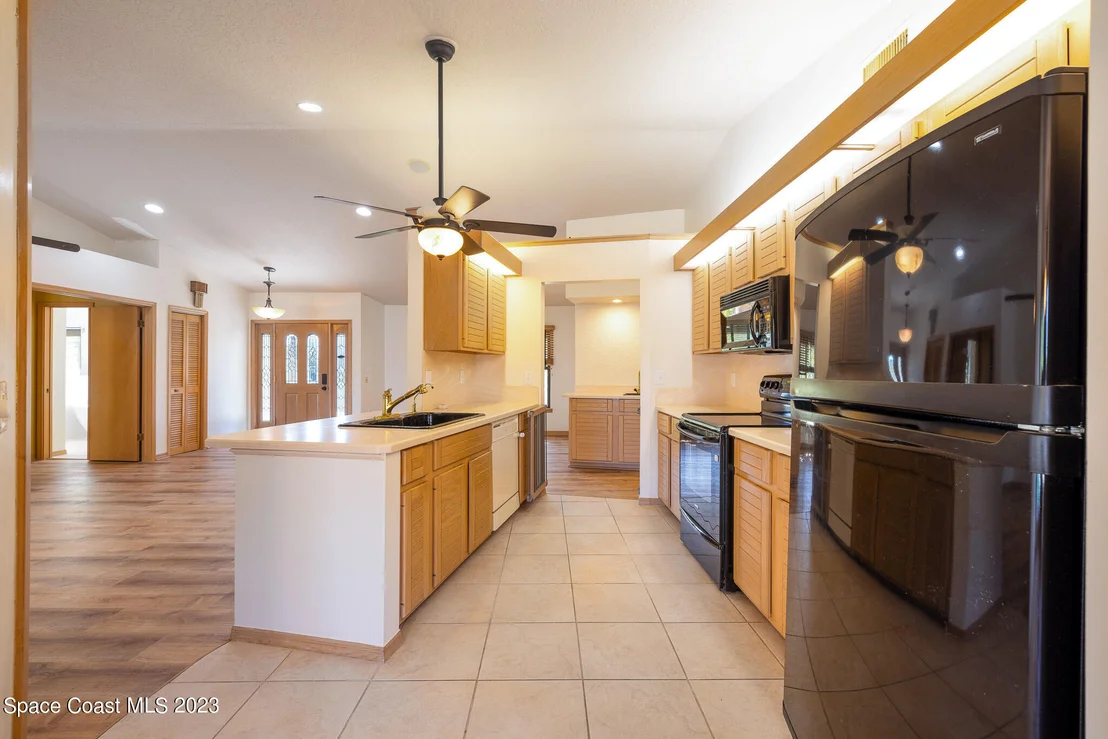 Photo of 2288 Hamlet Drive