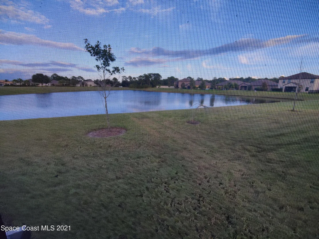 Photo of 571 Trymore Drive SE