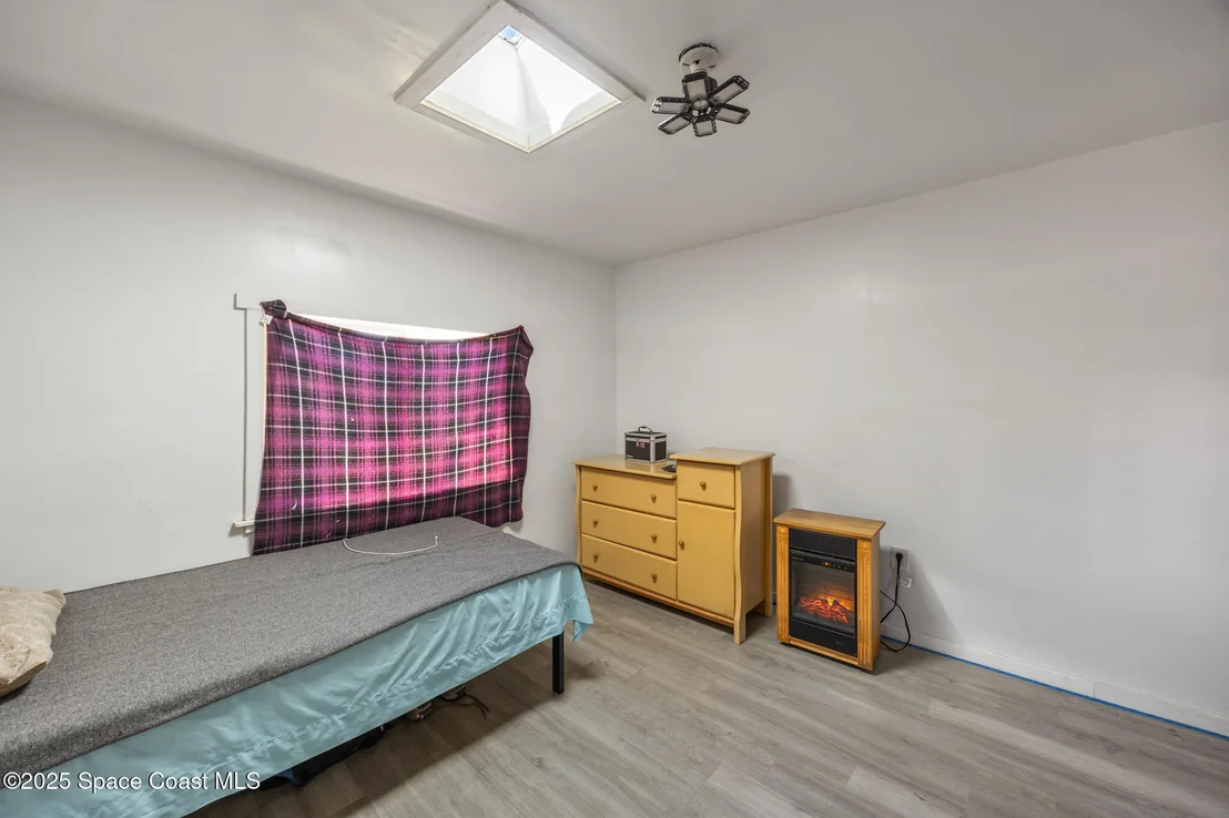 Photo of 4895 Orange Street