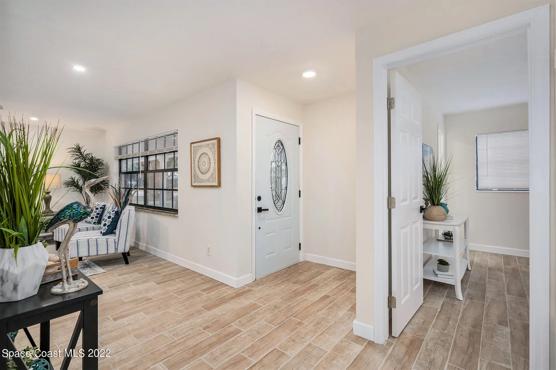 Photo of 938 Lexington Road