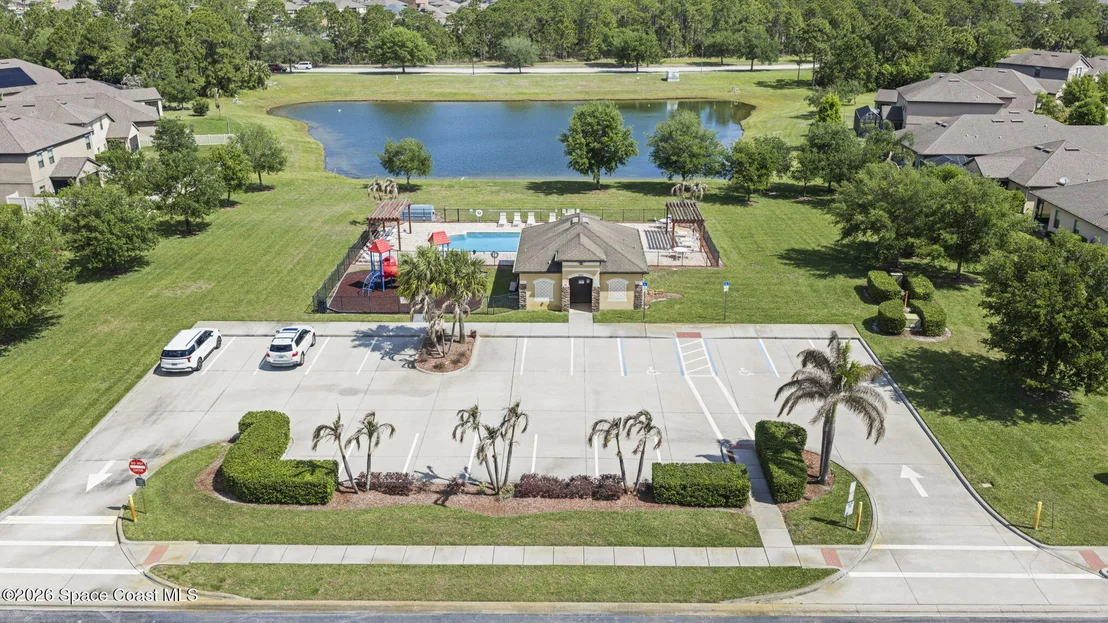 Photo of 641 Dillard Drive SE