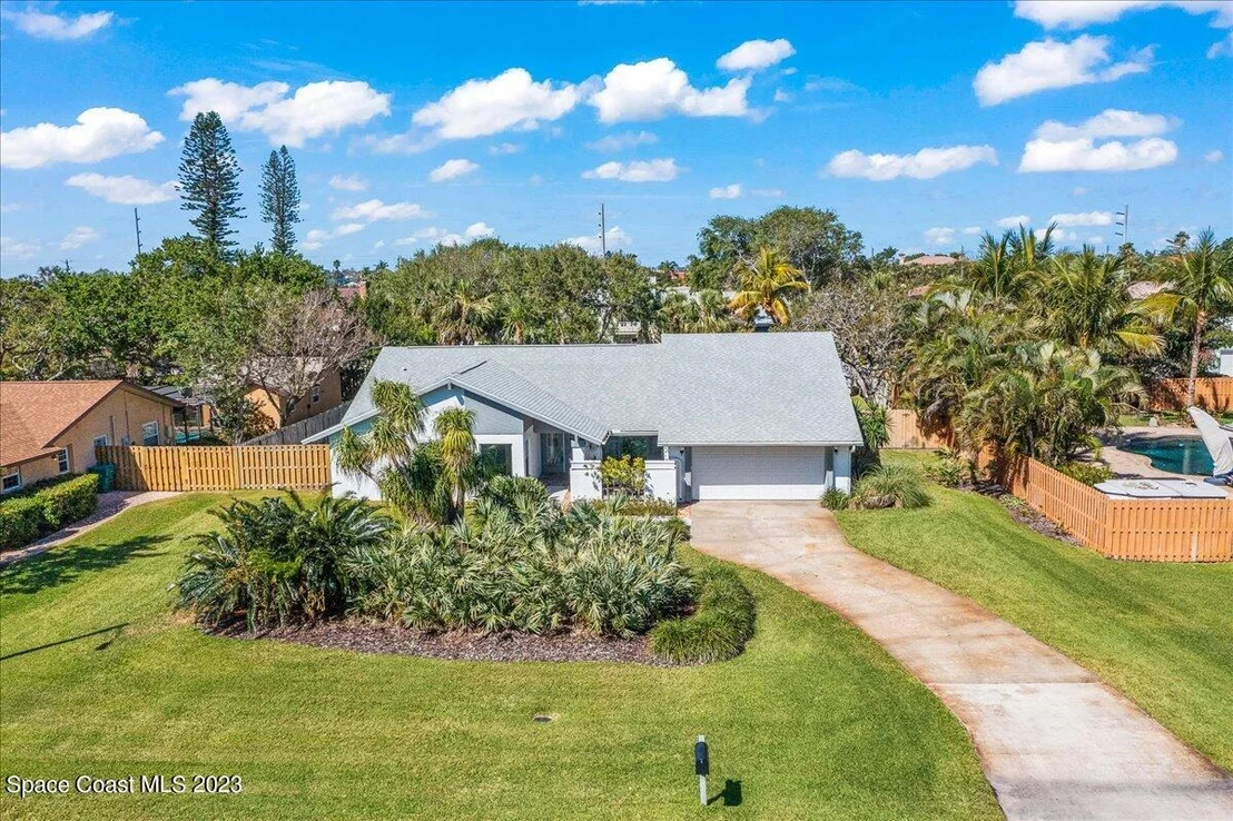 Photo of 508 Roystonia Palm Drive