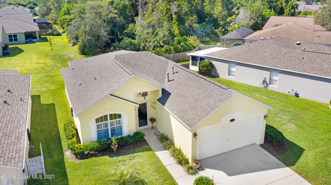 Photo of 2231 Spring Creek Circle NE