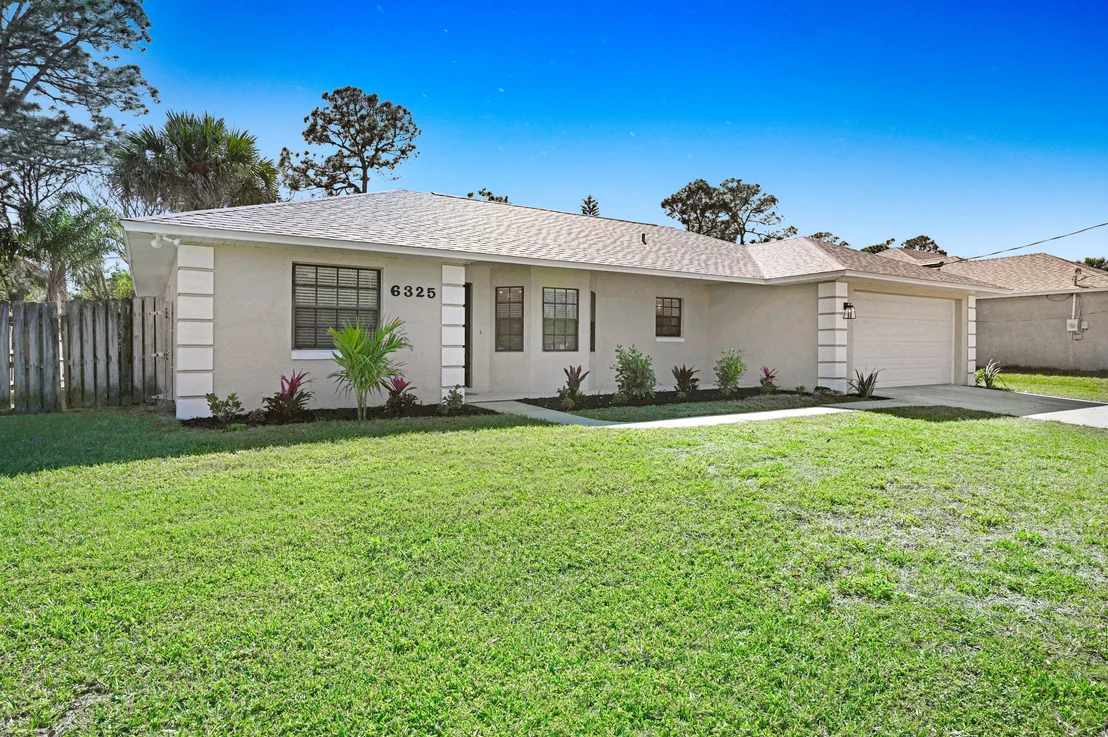 Photo of 6325 Hudson Road