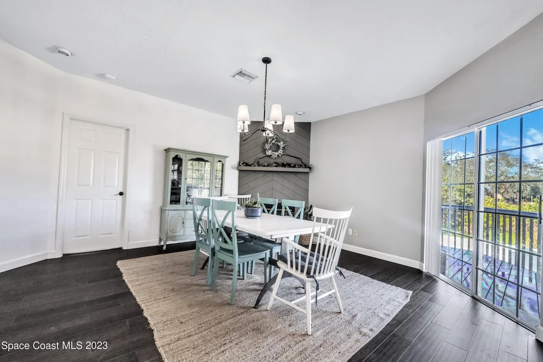 Photo of 1010 Citrus Avenue NE