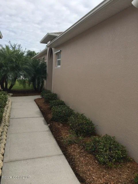 Photo of 591 SE Ping Place SE