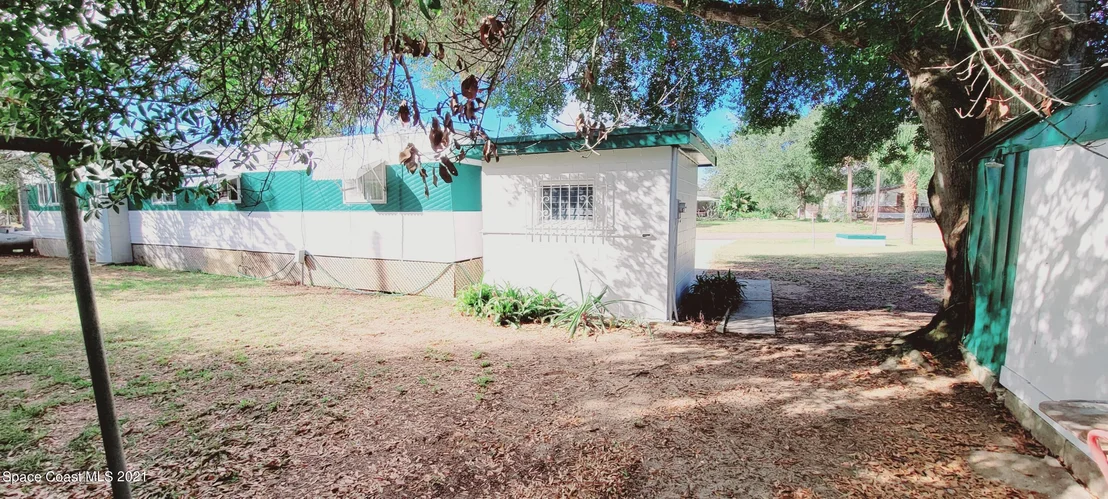 Photo of 6974 Ash Drive