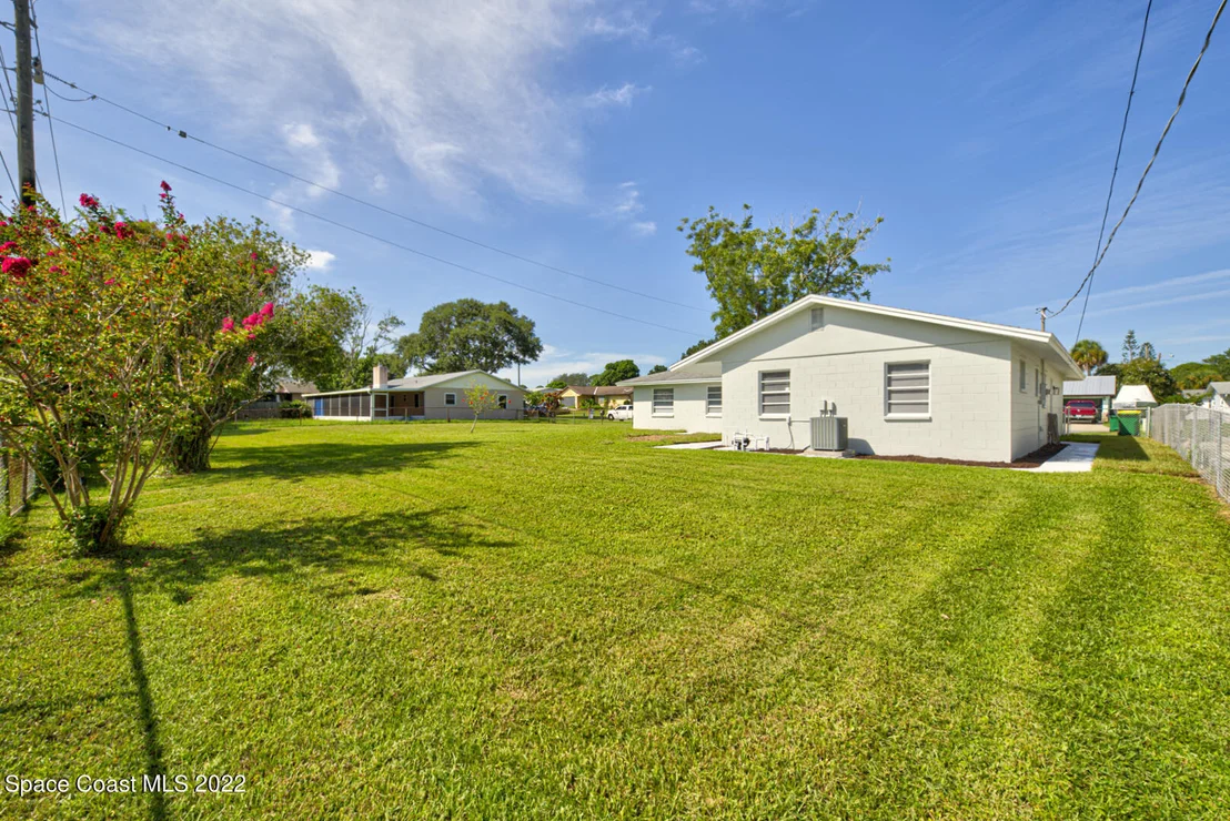 Photo of 697 Amor Drive