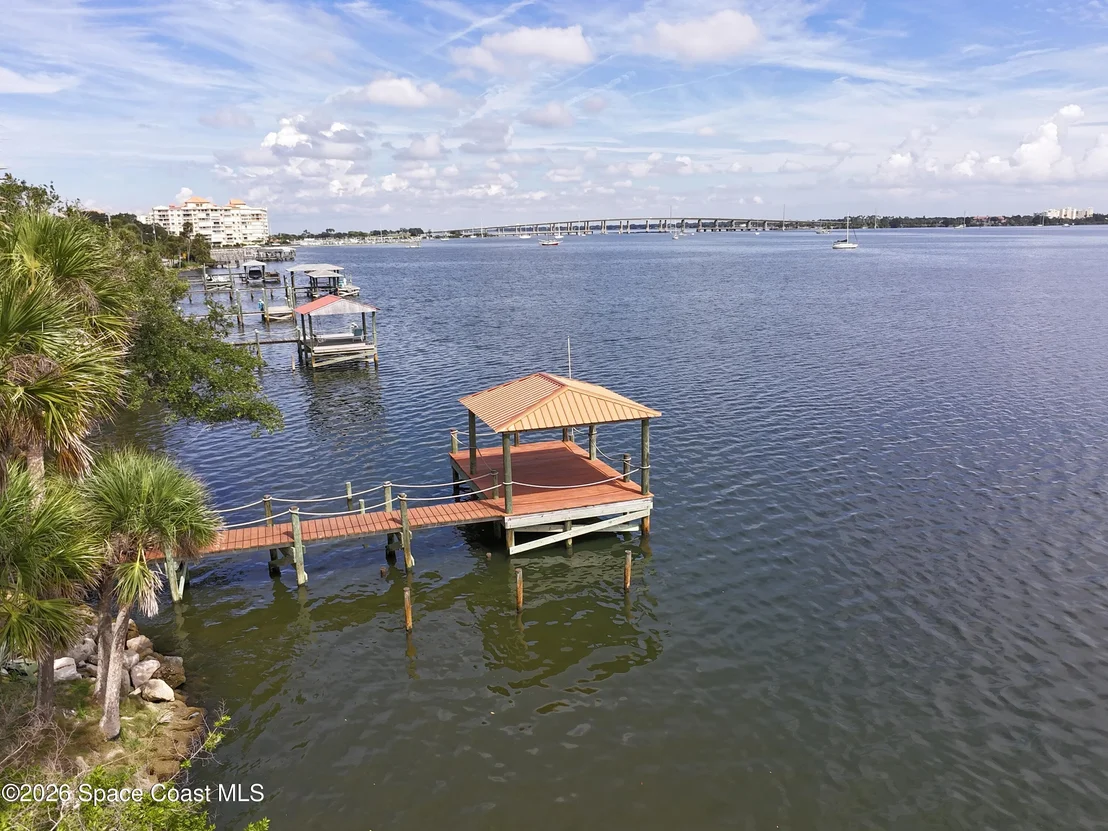 Photo of 555 Rockledge Drive