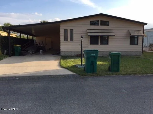 Photo of 4353 Twin Lakes Drive