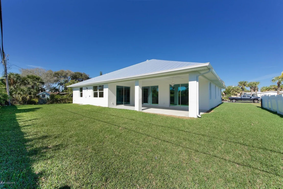 Photo of 511 Hibiscus