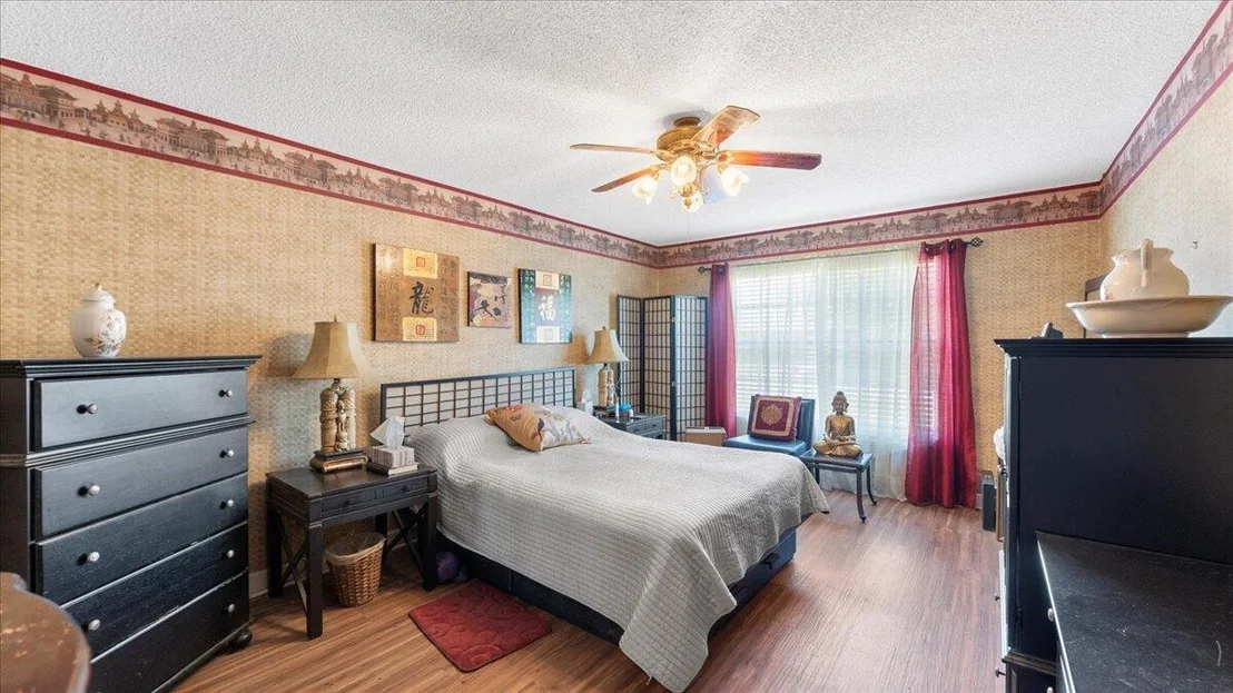 Photo of 5565 Brandon Street