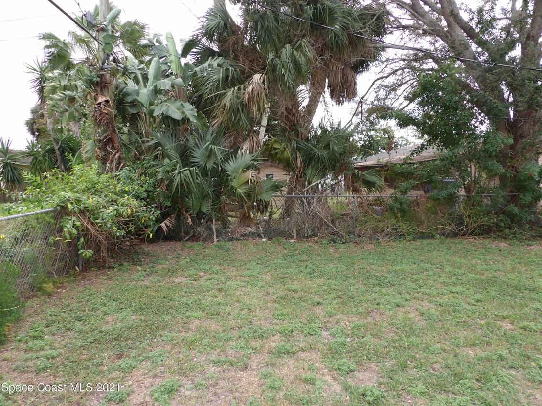 Photo of 797 Bianca Drive NE