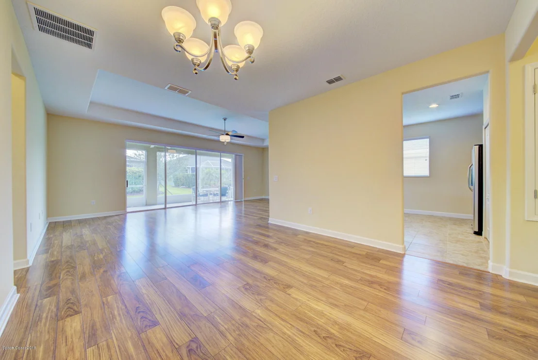 Photo of 6763 Newhall Lane