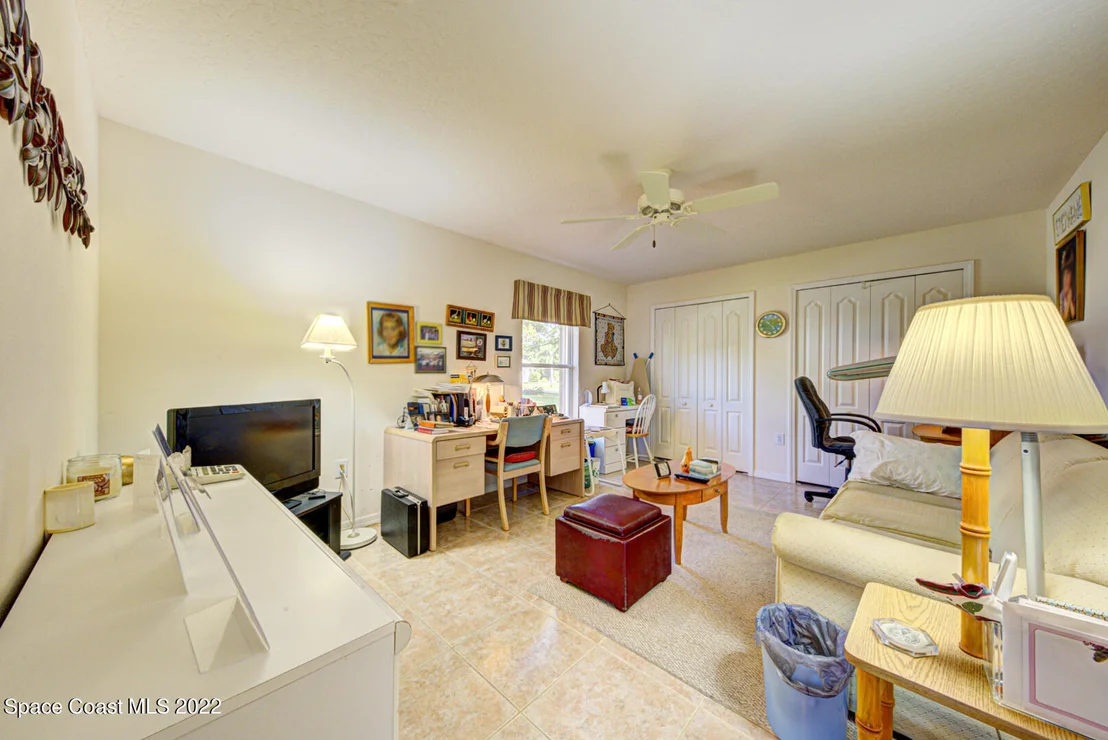 Photo of 5948 Newbury Circle