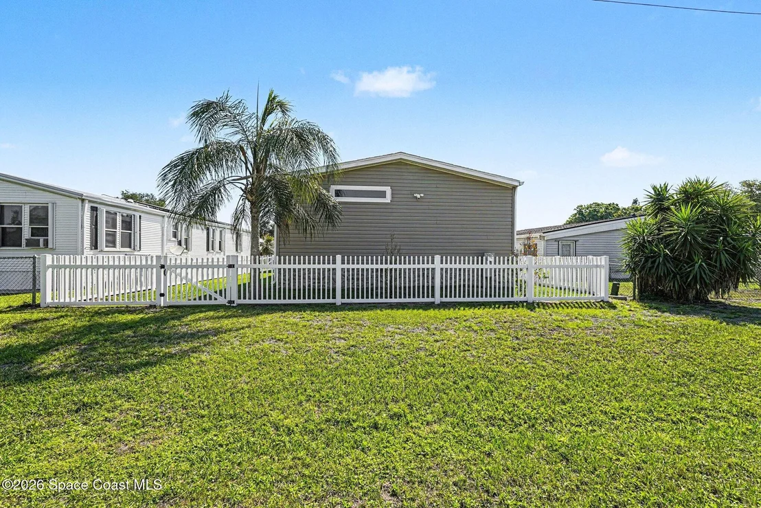 Photo of 1067 Wren Circle