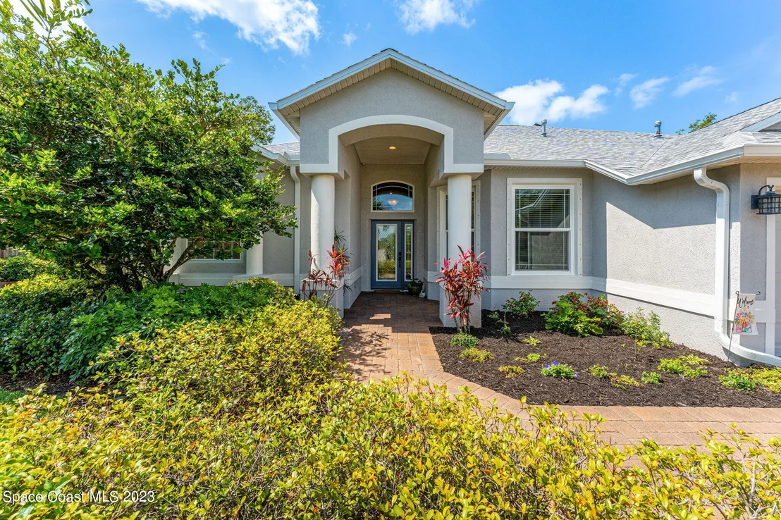 Photo of 2275 Botanica Circle