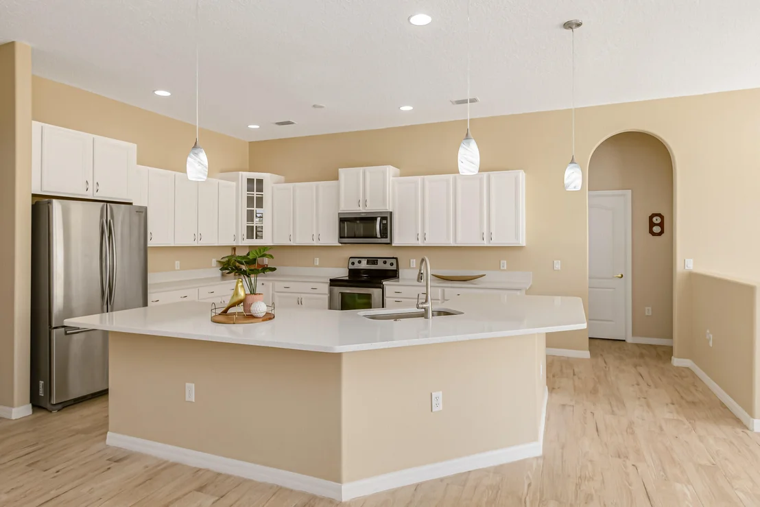 Photo of 2124 Windbrook Drive SE