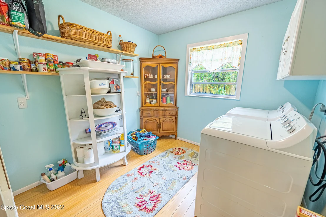 Photo of 2701 Golfview Drive