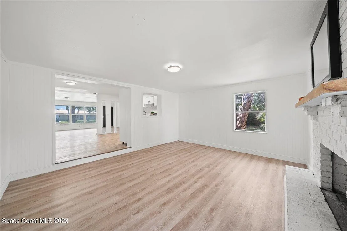 Photo of 1684 Mosswood Drive