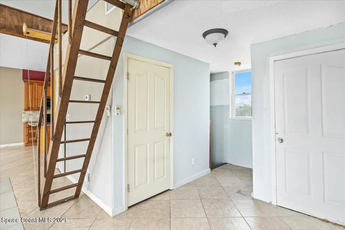 Photo of 5135 Palm Drive