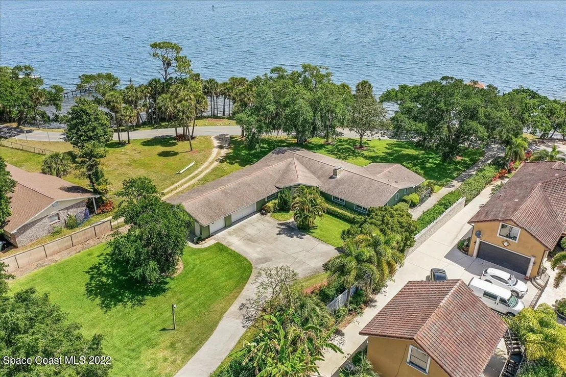 Photo of 1811 Rockledge Drive