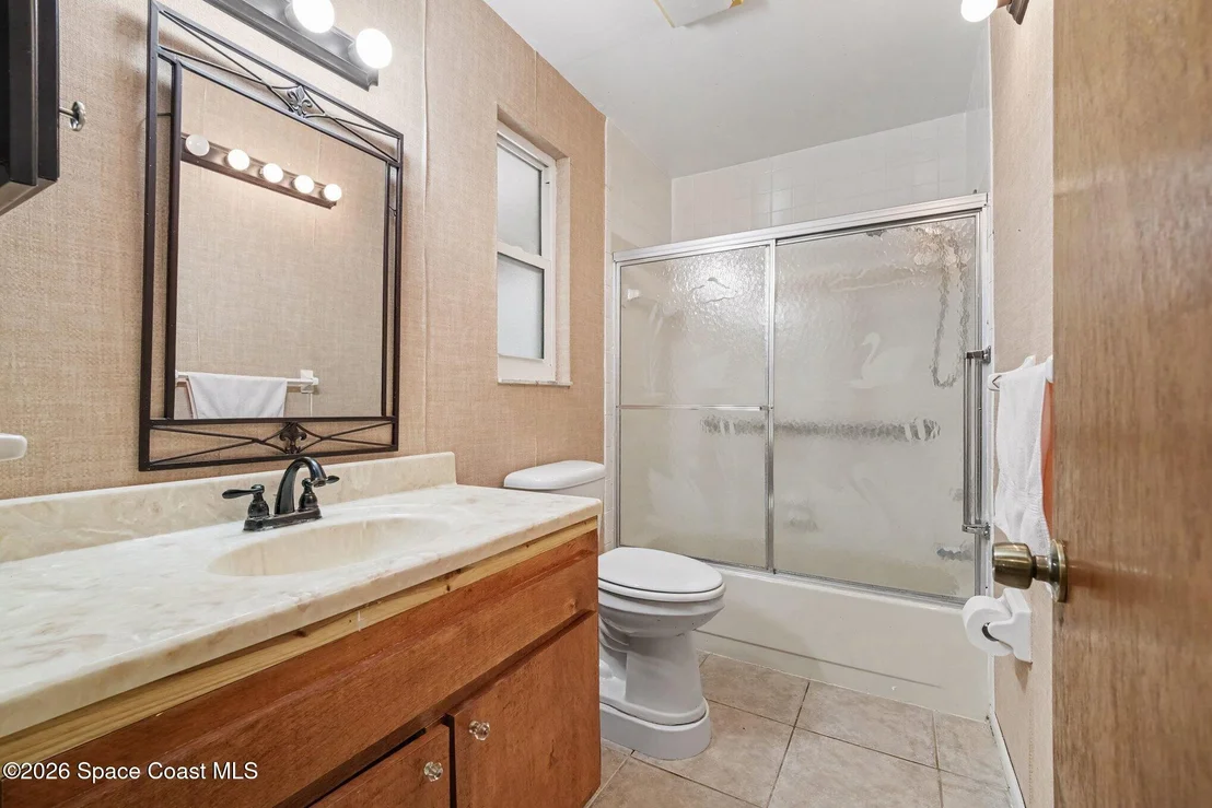 Photo of 1200 Palmdale Circle NE