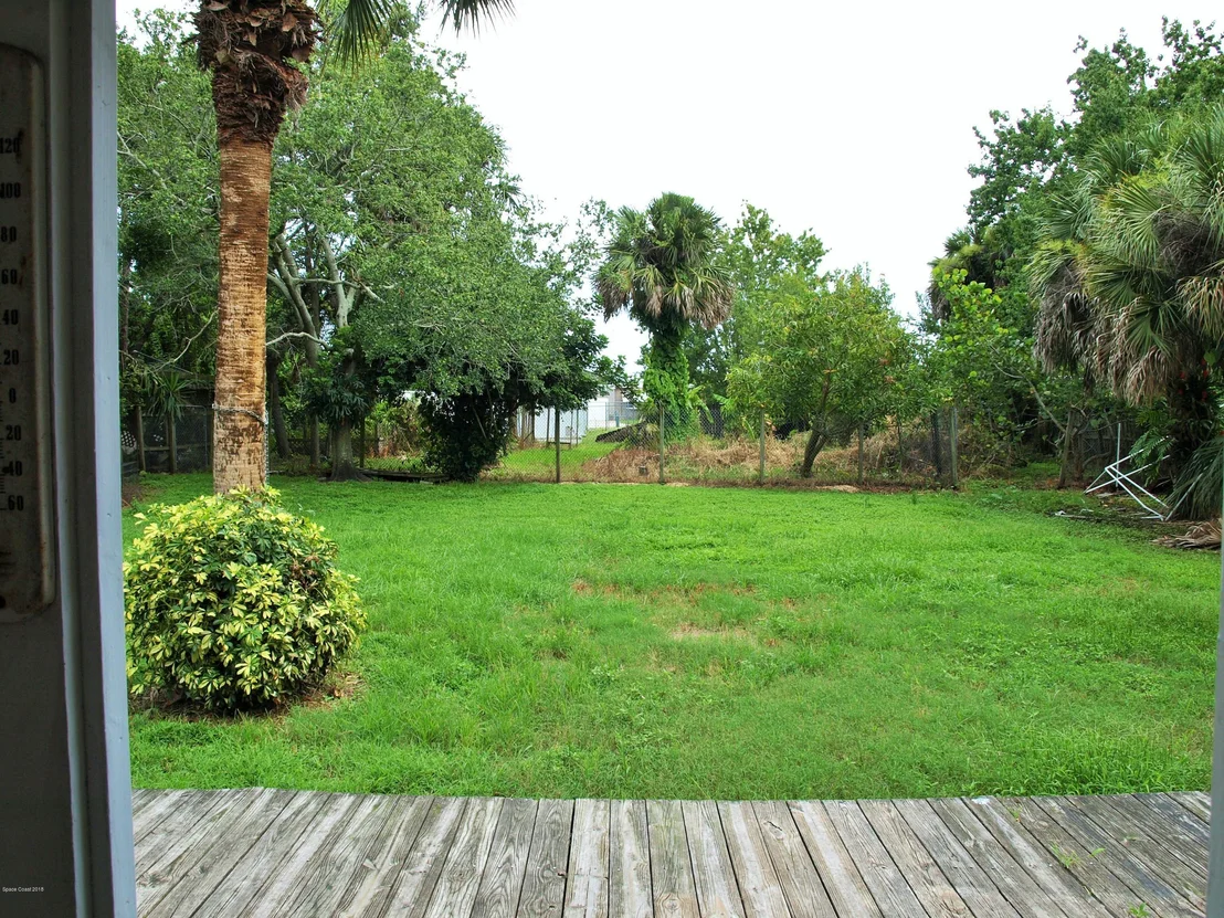 Photo of 2561 Southover Drive NE