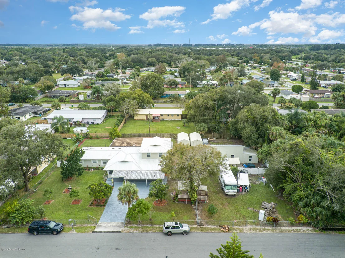 Photo of 2525 Coconut Drive
