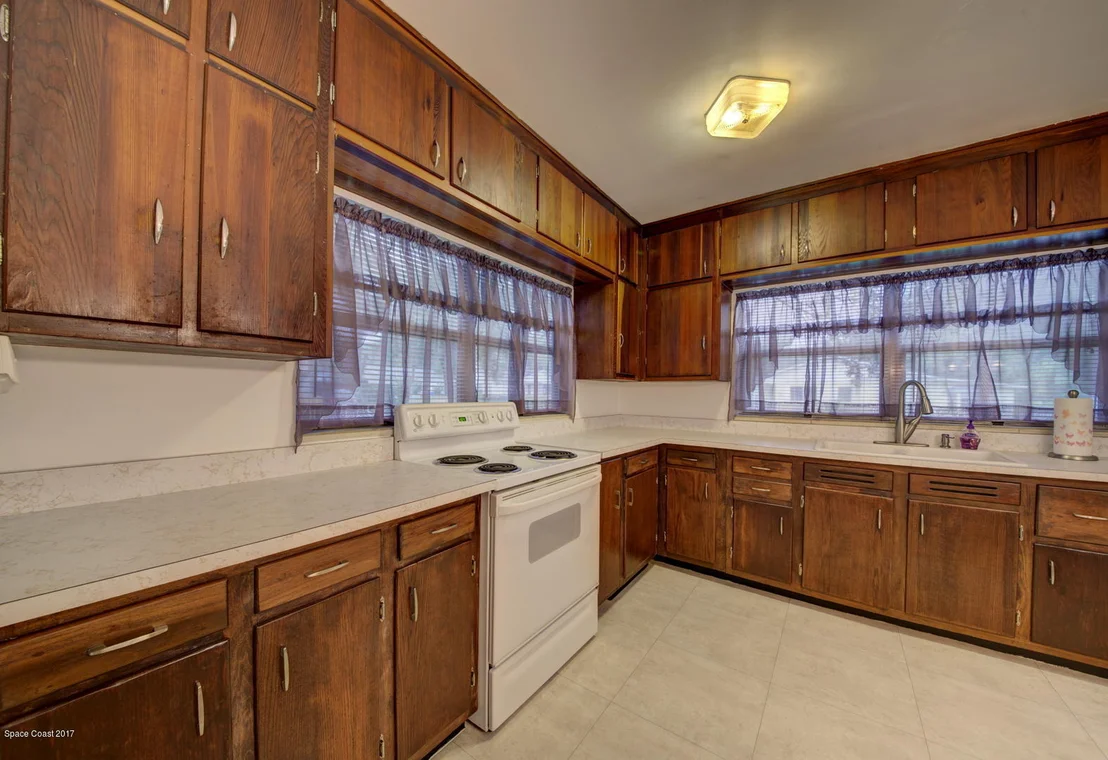 Photo of 720 Seminole Drive